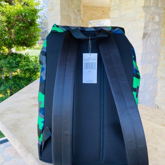 NWT Michael Kors camouflaged Kent field backpack - Picture 4 of 8